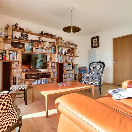 Pensión Guestready - Variety Sho In 4*