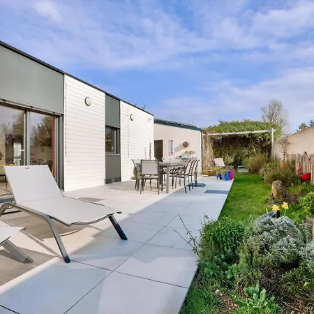 Pensión Guestready - Variety Sho In 4*